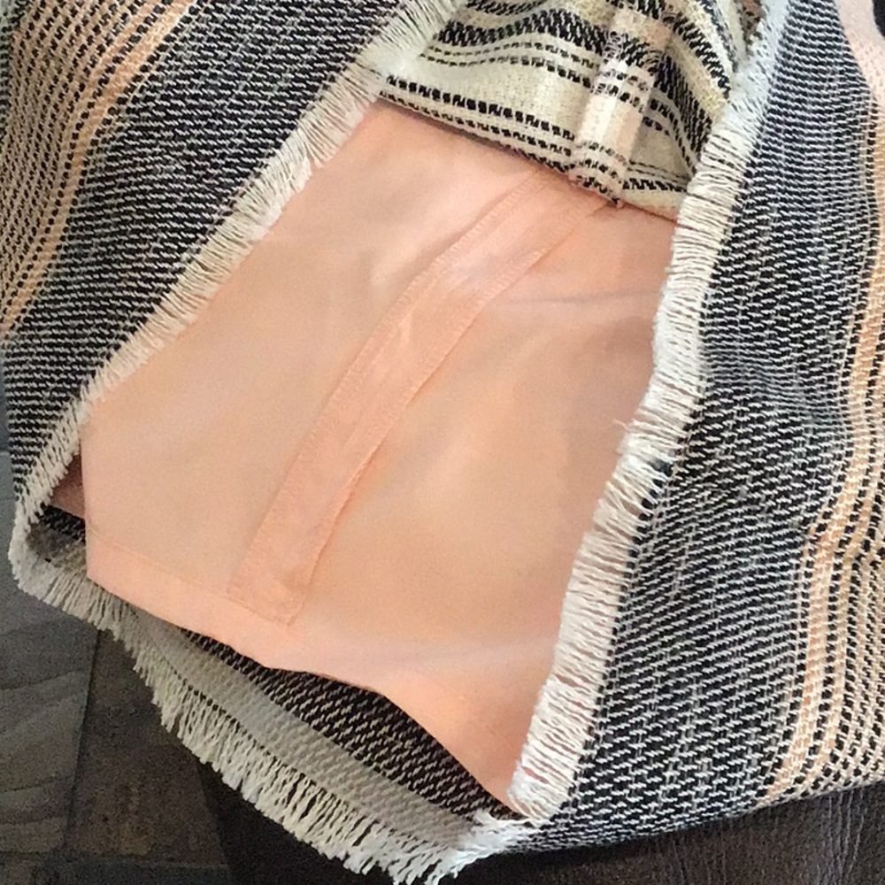 Women’s LOFT Skirt NWTs Size 10 - Picture 4 of 6
